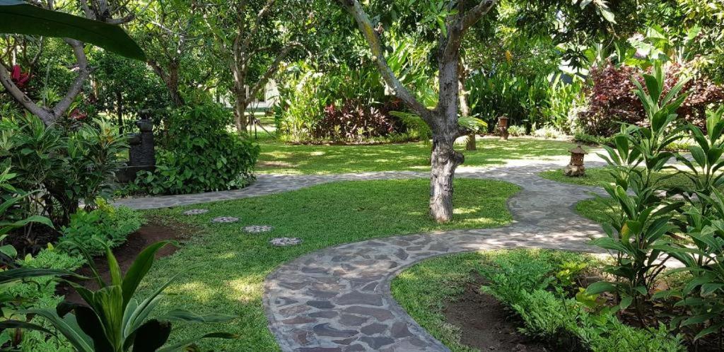 Mango Tree Inn Pemuteran Eksteriør bilde